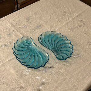 Set of 2 Vintage Blue Shell Plates